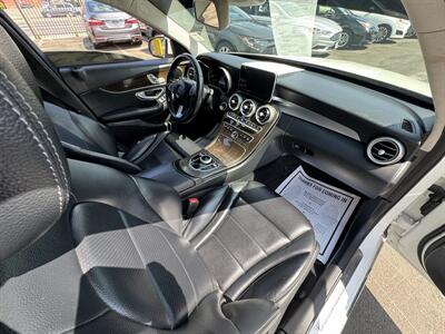 2017 Mercedes-Benz C 300   - Photo 9 - Winnetka, CA 91306