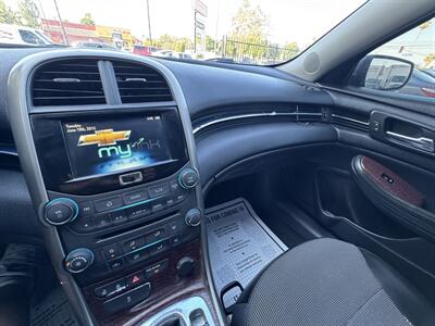 2013 Chevrolet Malibu LT   - Photo 5 - Winnetka, CA 91306