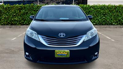 2012 Toyota Sienna XLE 8-Passenger  up to 30 days for your down payment O.A.C - Photo 2 - Winnetka, CA 91306