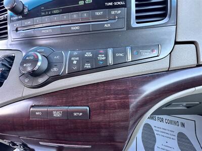 2012 Toyota Sienna XLE 8-Passenger  up to 30 days for your down payment O.A.C - Photo 11 - Winnetka, CA 91306