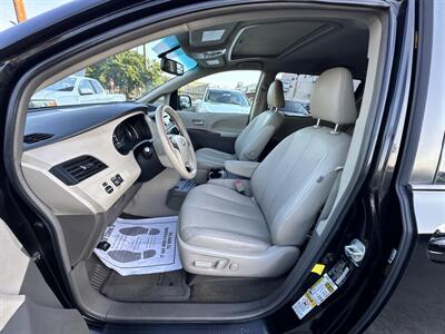 2012 Toyota Sienna XLE 8-Passenger  up to 30 days for your down payment O.A.C - Photo 33 - Winnetka, CA 91306