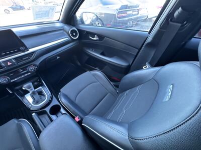 2023 Kia Forte GT-Line - Photo 13 - Winnetka, CA 91306