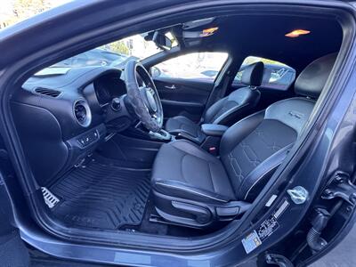 2023 Kia Forte GT-Line - Photo 8 - Winnetka, CA 91306