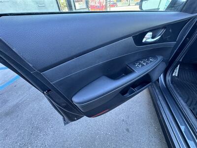2023 Kia Forte GT-Line - Photo 11 - Winnetka, CA 91306