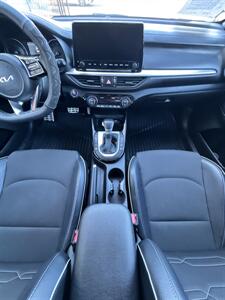 2023 Kia Forte GT-Line - Photo 15 - Winnetka, CA 91306