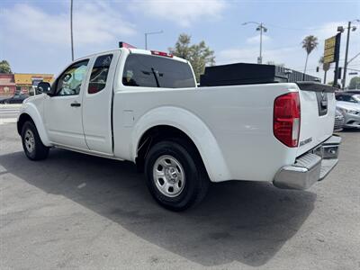 2016 Nissan Frontier S  Antonio (818) 288-3783 - Photo 4 - Winnetka, CA 91306