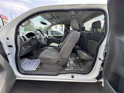2016 Nissan Frontier S  Antonio (818) 288-3783 - Photo 11 - Winnetka, CA 91306