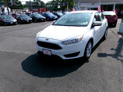 2016 Ford Focus SE Hatchback