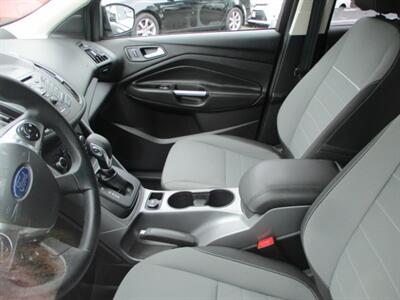 2015 Ford Escape SE   - Photo 4 - Edison, NJ 08817