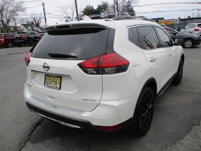 2017 Nissan Rogue SV   - Photo 8 - Edison, NJ 08817