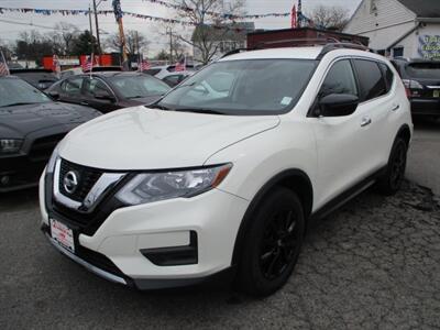 2017 Nissan Rogue SV   - Photo 2 - Edison, NJ 08817