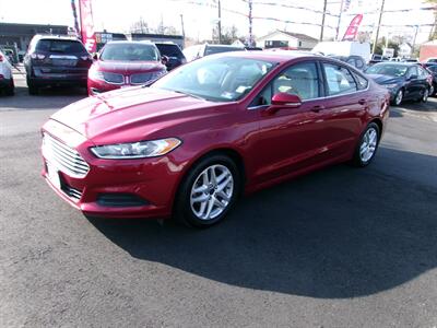 2016 Ford Fusion SE Sedan