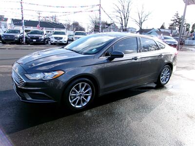 2017 Ford Fusion SE Sedan