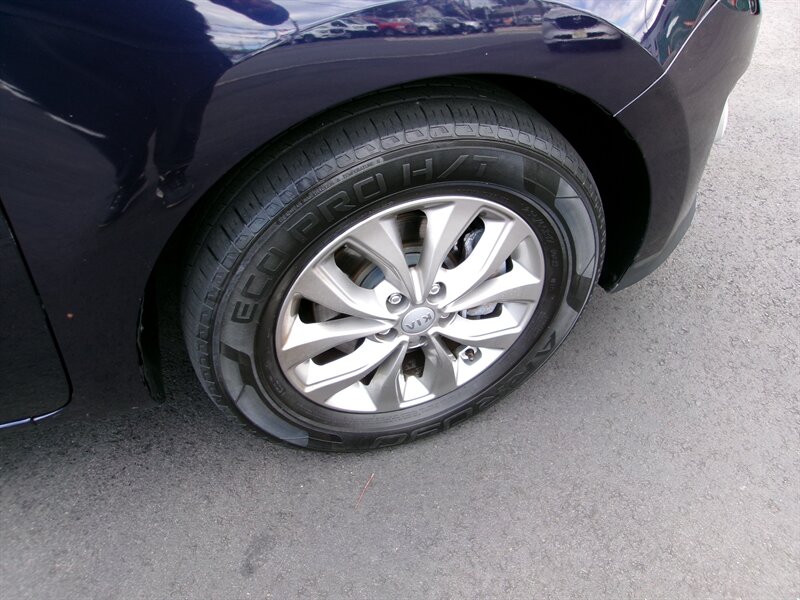 2021 Kia Sedona LX   - Photo 16 - Edison, NJ 08817