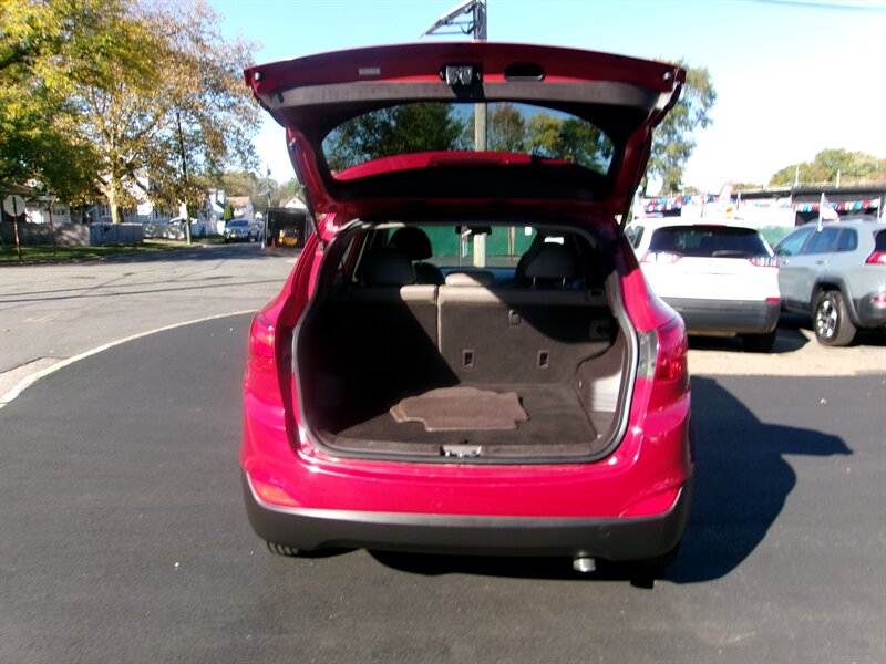 2015 Hyundai TUCSON SE   - Photo 10 - Edison, NJ 08817