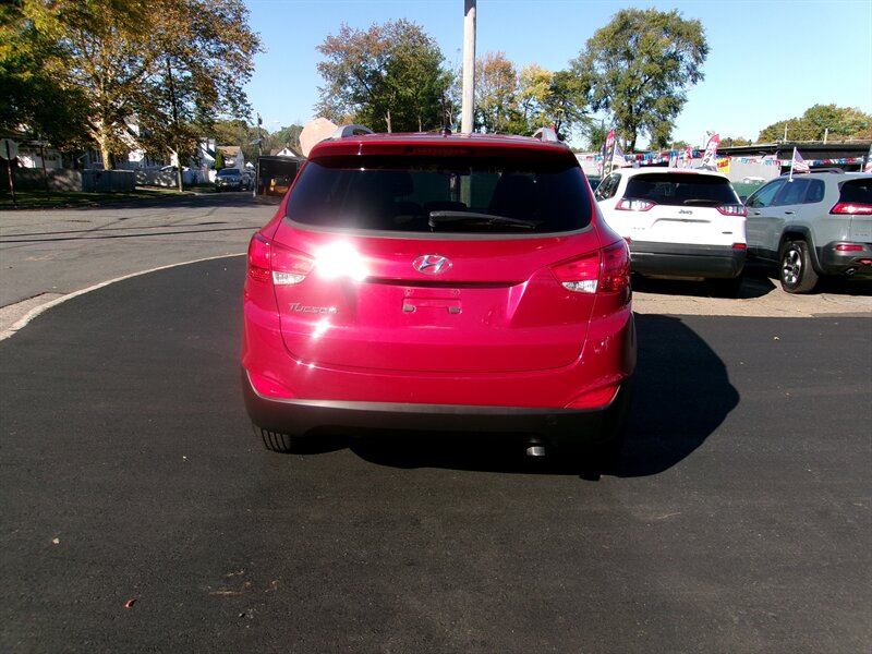 2015 Hyundai TUCSON SE   - Photo 9 - Edison, NJ 08817