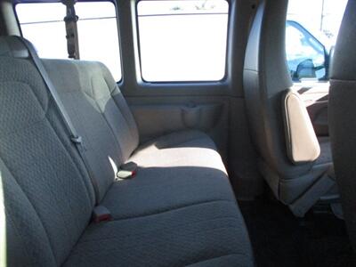 2011 Chevrolet Express Passenger LT 3500   - Photo 7 - Edison, NJ 08817