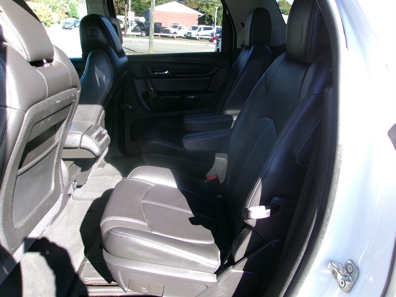 2017 GMC Acadia Limited   - Photo 7 - Edison, NJ 08817