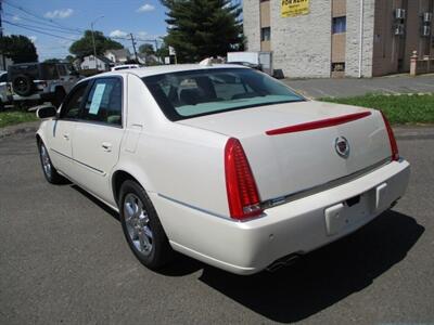 2011 Cadillac DTS Luxury Collection   - Photo 5 - Edison, NJ 08817