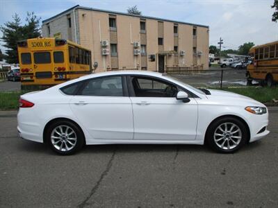 2017 Ford Fusion SE   - Photo 9 - Edison, NJ 08817