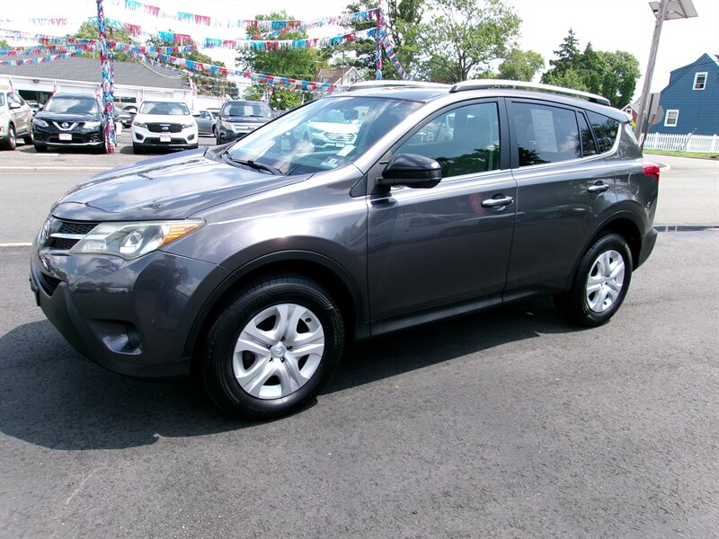 2013 Toyota RAV4 LE  