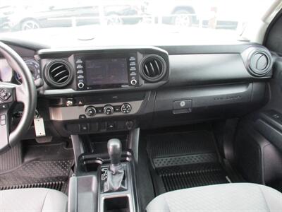 2020 Toyota Tacoma TRD Sport   - Photo 20 - Bell, CA 90201