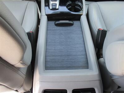 2021 Honda Pilot Touring-7P   - Photo 27 - Bell, CA 90201