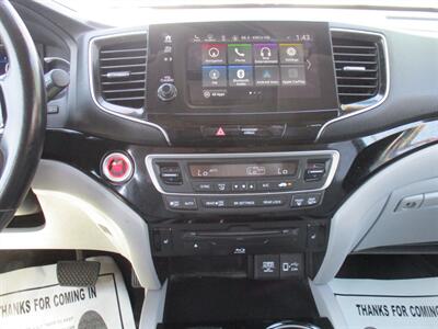 2021 Honda Pilot Touring-7P   - Photo 29 - Bell, CA 90201