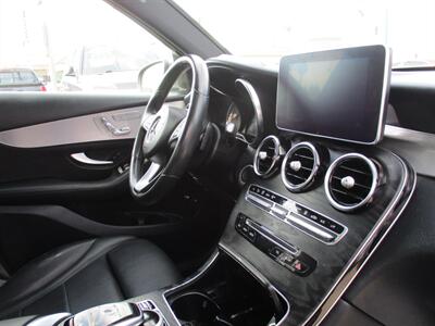 2019 Mercedes-Benz GLC GLC 350e 4MATIC   - Photo 22 - Bell, CA 90201