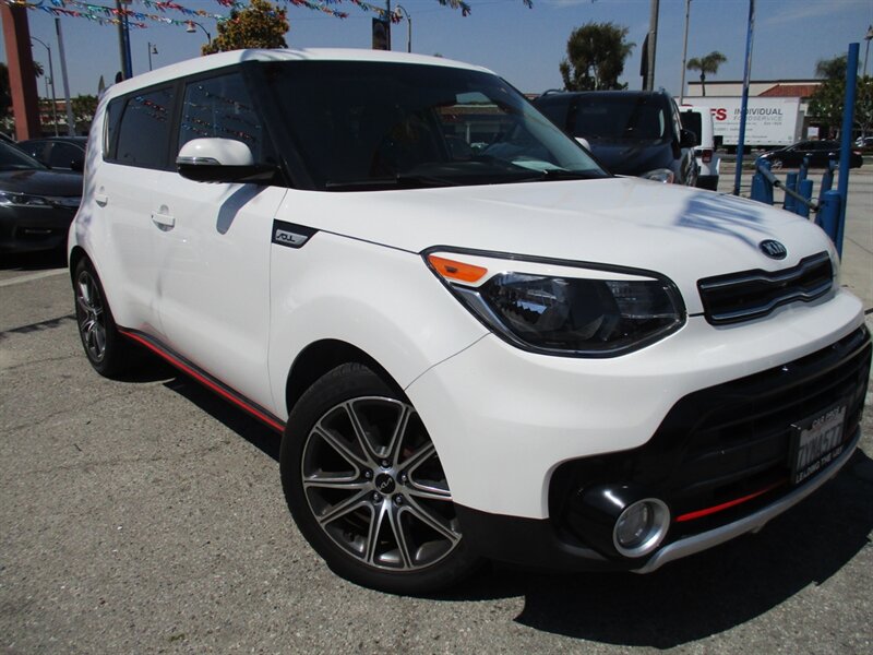 2017 Kia Soul EX Plus  