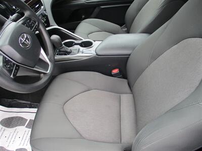 2023 Toyota Camry LE   - Photo 12 - Bell, CA 90201