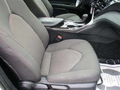 2023 Toyota Camry LE   - Photo 20 - Bell, CA 90201
