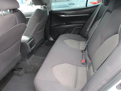 2023 Toyota Camry LE   - Photo 16 - Bell, CA 90201