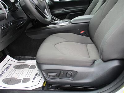 2023 Toyota Camry LE   - Photo 11 - Bell, CA 90201