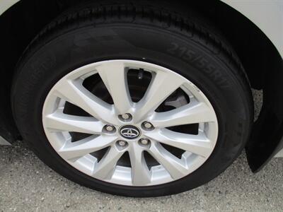 2020 Toyota Camry LE - Photo 33 - Bell, CA 90201