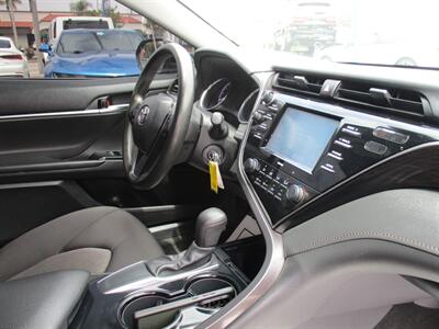 2020 Toyota Camry LE - Photo 22 - Bell, CA 90201