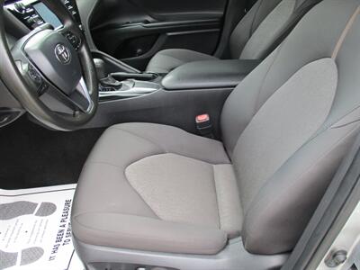 2020 Toyota Camry LE - Photo 11 - Bell, CA 90201