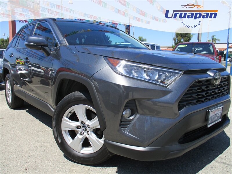 2019 Toyota RAV4 XLE  