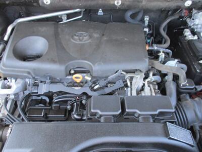 2019 Toyota RAV4 XLE   - Photo 33 - Bell, CA 90201