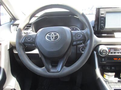 2019 Toyota RAV4 XLE   - Photo 29 - Bell, CA 90201