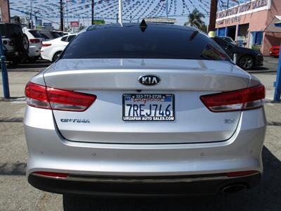 2016 Kia Optima EX Tech   - Photo 6 - Bell, CA 90201