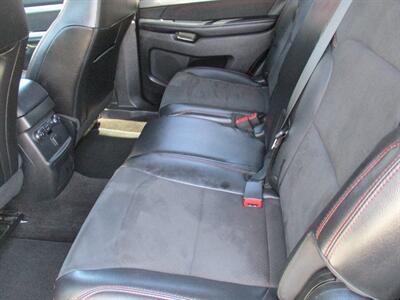 2018 Ford Explorer XLT   - Photo 15 - Bell, CA 90201