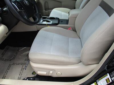 2012 Toyota Camry LE   - Photo 11 - Bell, CA 90201