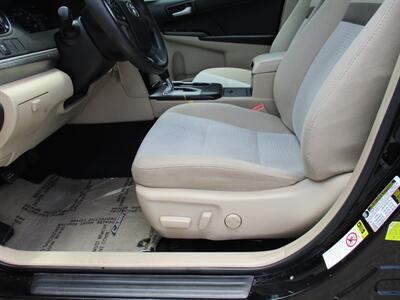 2012 Toyota Camry LE   - Photo 10 - Bell, CA 90201