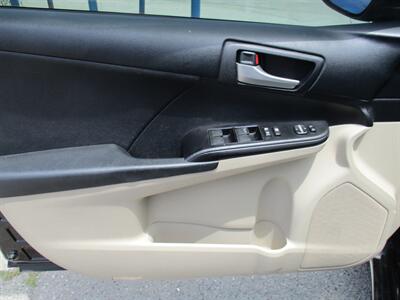 2012 Toyota Camry LE   - Photo 31 - Bell, CA 90201