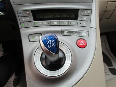 2014 Toyota Prius Two - Photo 27 - Bell, CA 90201