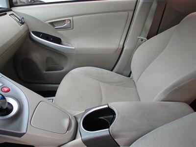 2014 Toyota Prius Two - Photo 12 - Bell, CA 90201