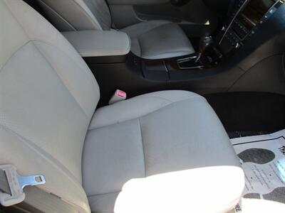 2010 Lexus ES - Photo 18 - Bell, CA 90201