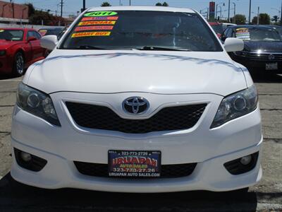 2011 Toyota Camry SE - Photo 2 - Bell, CA 90201