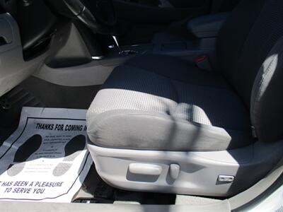 2011 Toyota Camry SE - Photo 7 - Bell, CA 90201